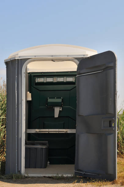 Best High-end porta potty rental  in Pine Ridge, FL